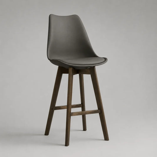 Sgabello da bar con seduta sagomata in plastica grigia e gambe in legno marrone 50 x 55 x 105 cm